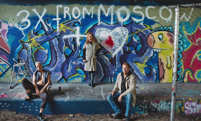 1022 3 x from moscow with love Dood Paard